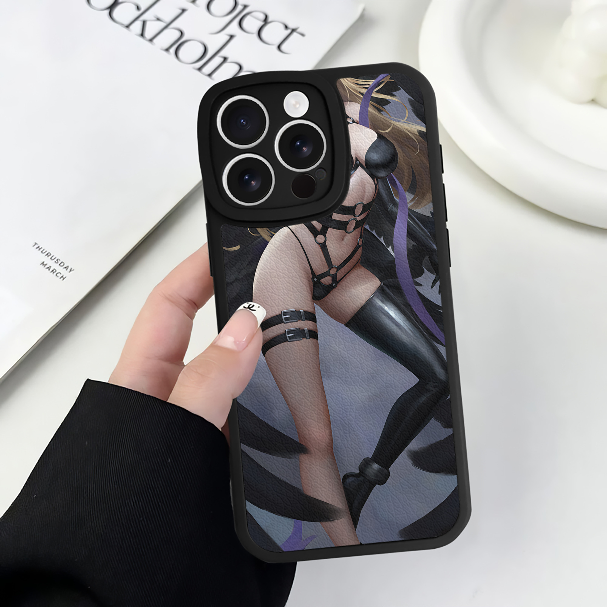 （画像用） Digimon デジタルモンスター/デジモン 【iPhone 16シリーズ対応】シリコンスマホケース（レザー調） 材質：シリコン